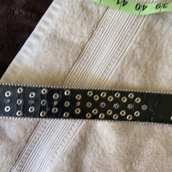 Red Leather & Crystal Cow Girl Belt - Picture 11 of 13